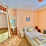 Jackie House Guest house 3*