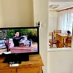 Jackie House Guest house 3*