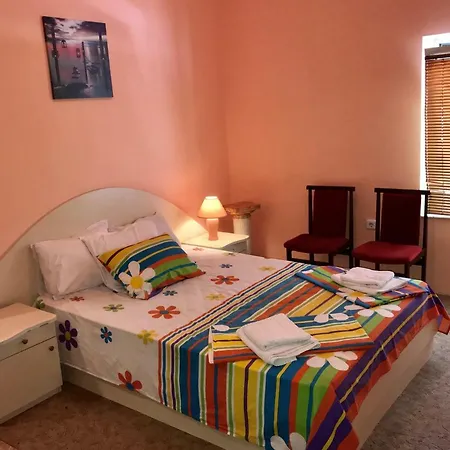 Jackie House Pensjonat Warna