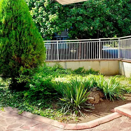 Jackie House 4* Varna