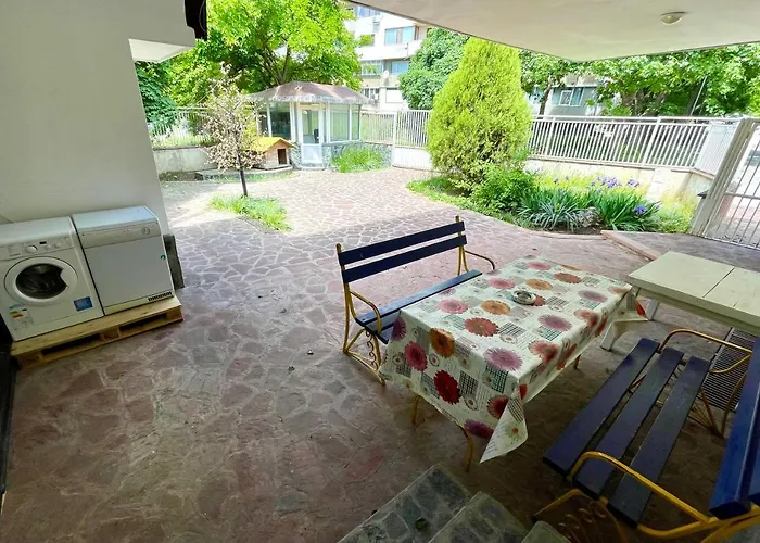 Jackie House Gasthof Warna