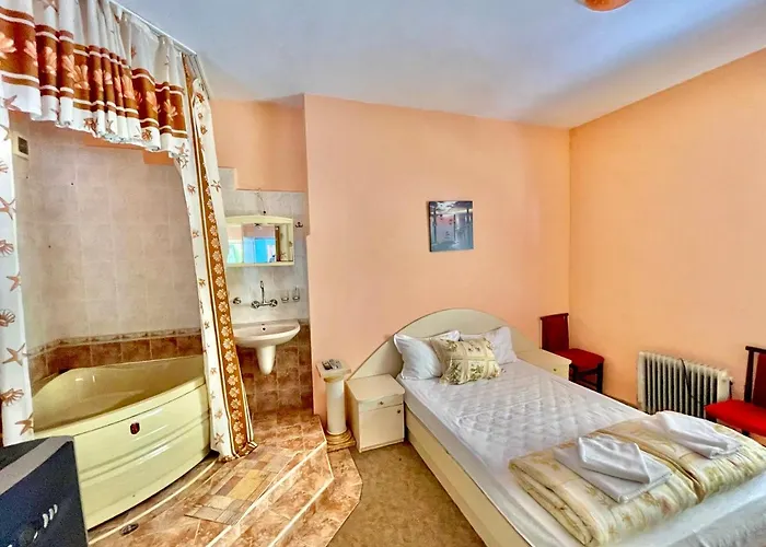 Jackie House Gasthof 3*